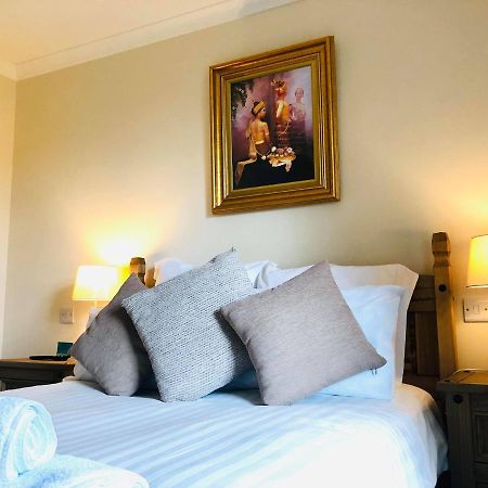 The Llanelwedd Arms Hotel Builth Wells Kültér fotó