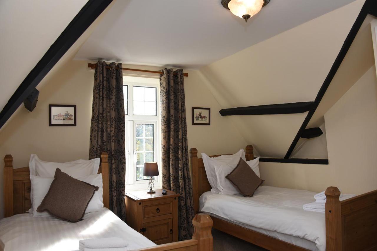 The Llanelwedd Arms Hotel Builth Wells Kültér fotó