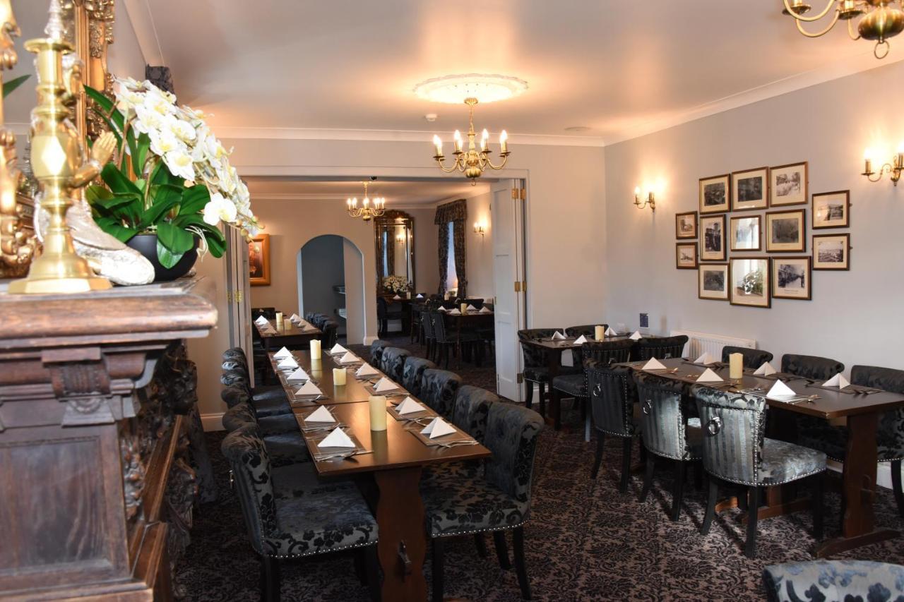 The Llanelwedd Arms Hotel Builth Wells Kültér fotó