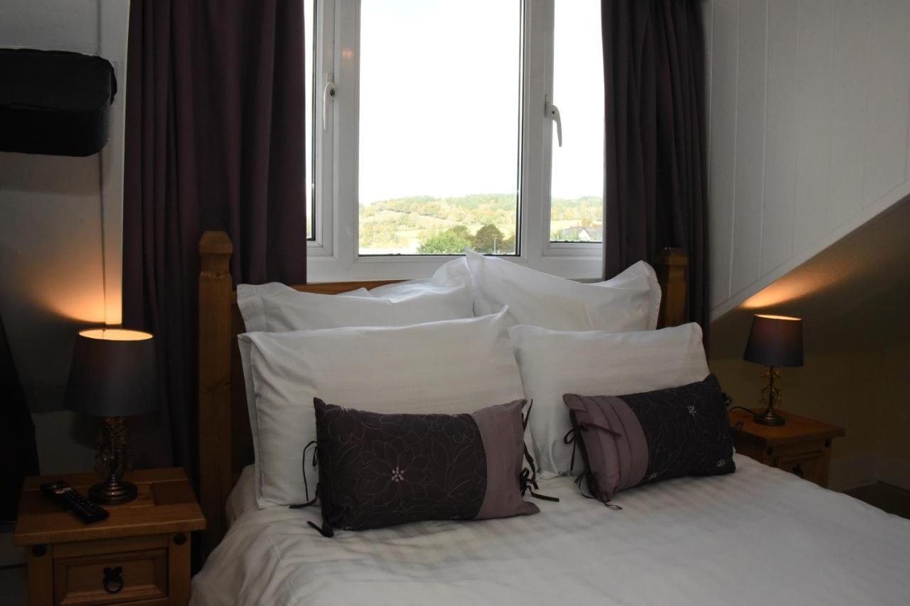 The Llanelwedd Arms Hotel Builth Wells Kültér fotó