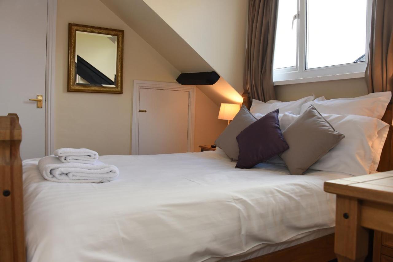 The Llanelwedd Arms Hotel Builth Wells Kültér fotó