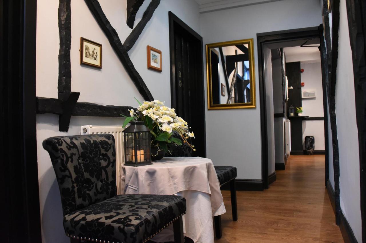 The Llanelwedd Arms Hotel Builth Wells Kültér fotó