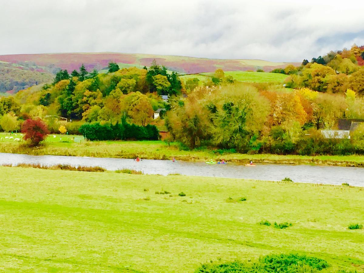 The Llanelwedd Arms Hotel Builth Wells Kültér fotó