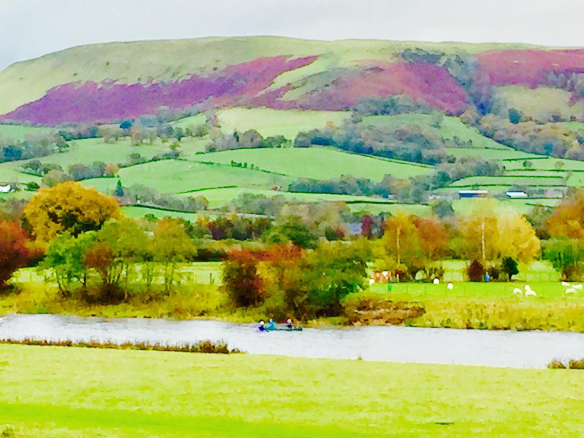The Llanelwedd Arms Hotel Builth Wells Kültér fotó